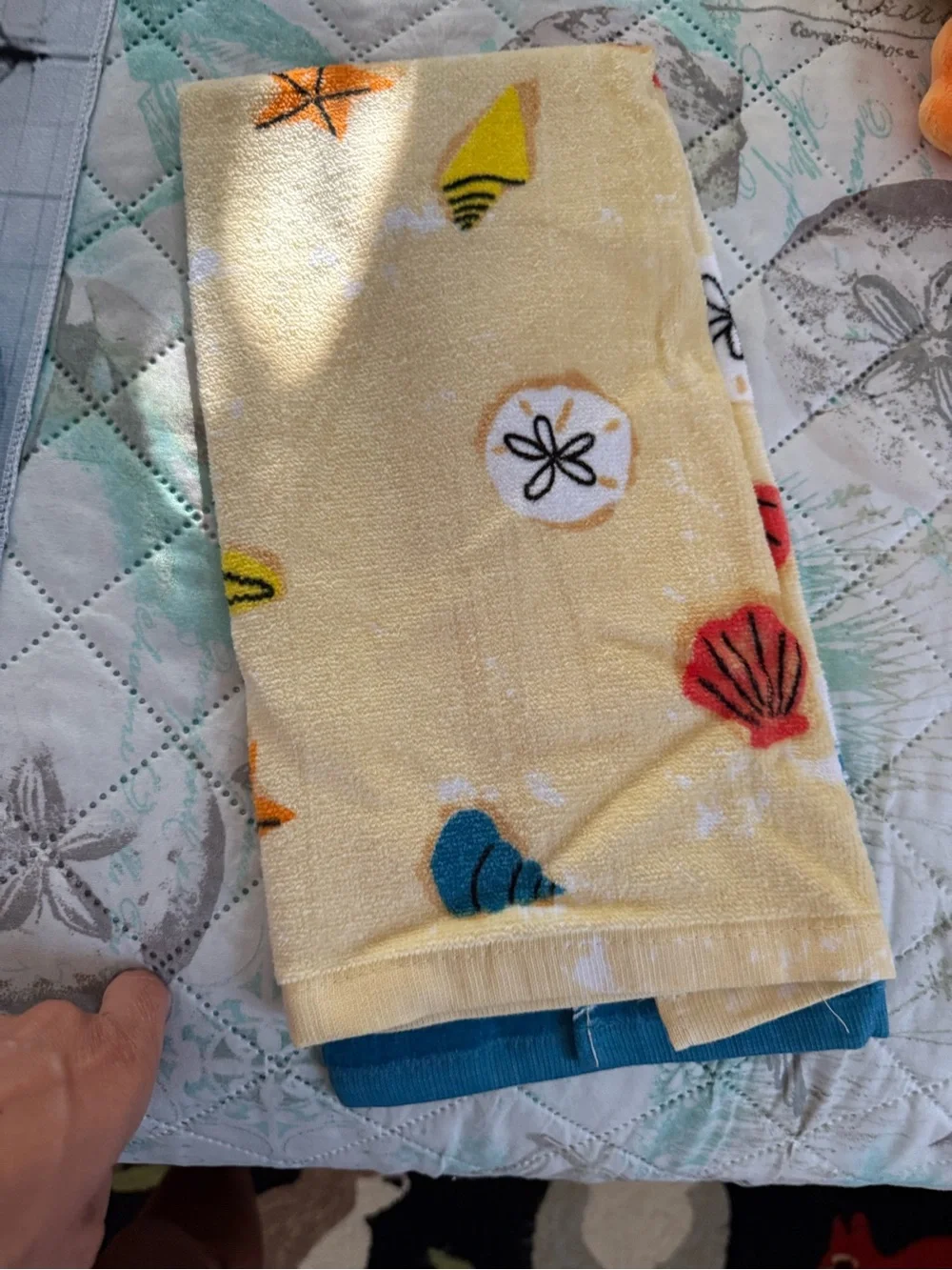 New Set of 4 Summer Hand Towels
